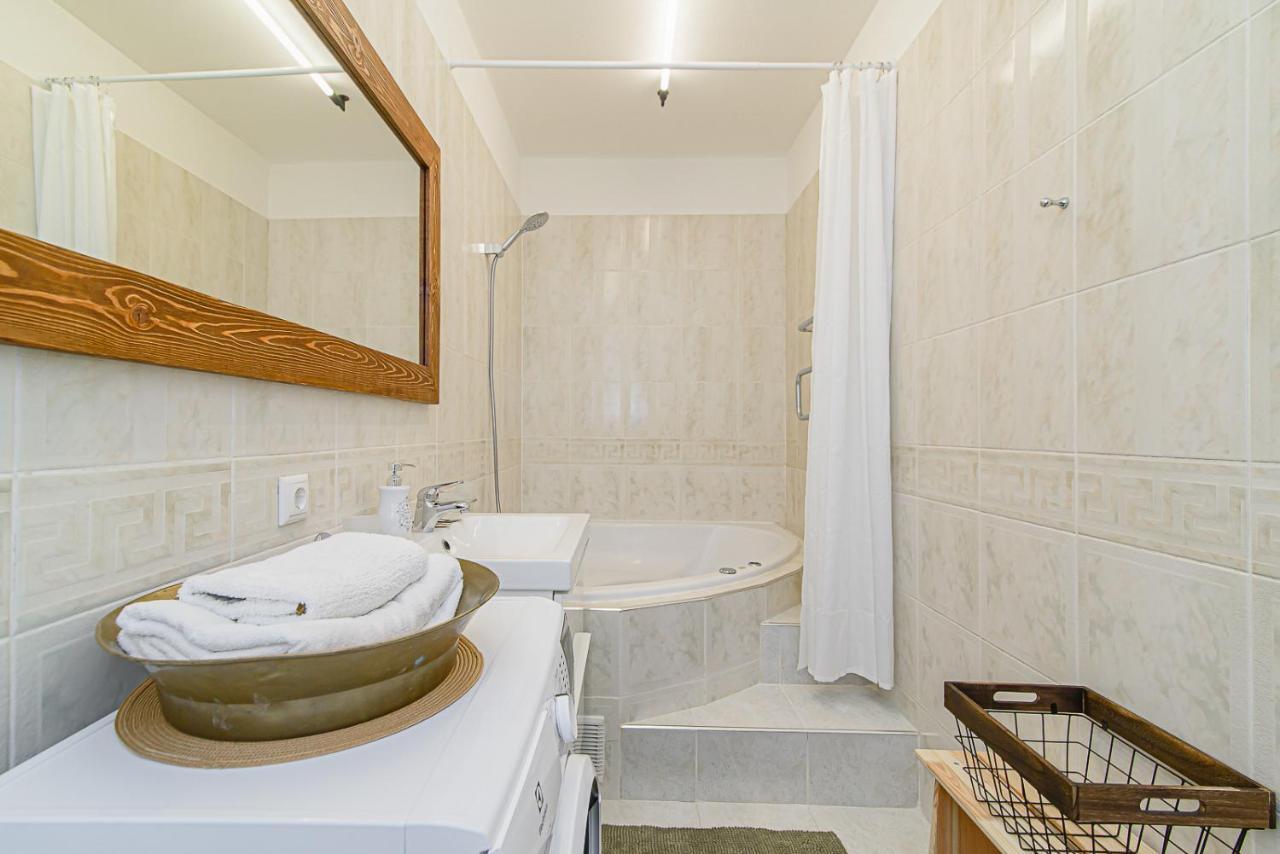 Cozy Studio In The Heart Of Vilnius Old Town מראה חיצוני תמונה